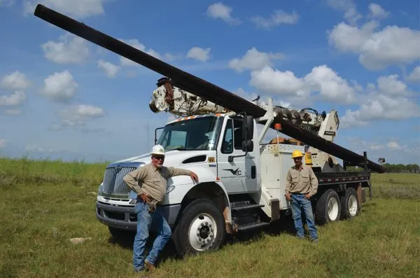 Victoria Electric Coop Logo