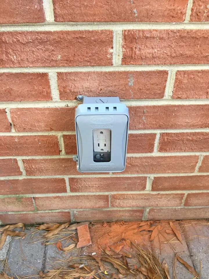 Slide of Victorious Electricians