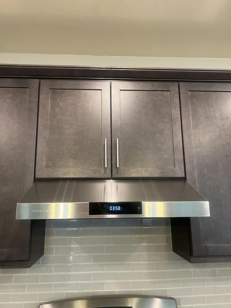 Slide of Victor's Handyman and Remodeling Services