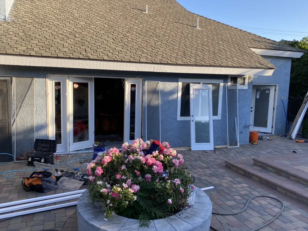 Reliable electrician providing panel upgrade in Fontana, CA - Victor's Handyman and Remodeling Services