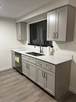 Victor's Handyman and Remodeling Services Logo