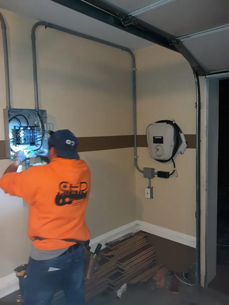 Reliable electrician providing wiring installation in Hermitage, TN - Victronix Electrical