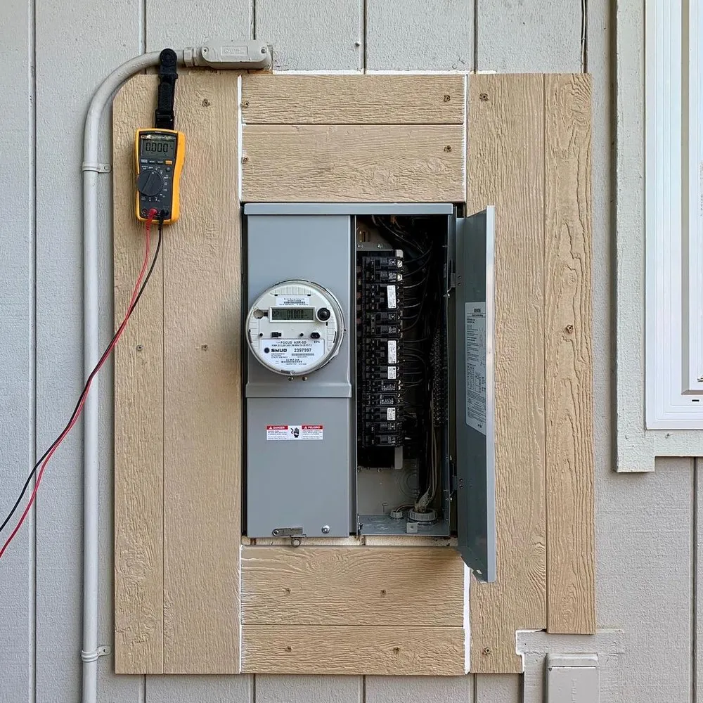 Slide of Vigorous Electrician Service