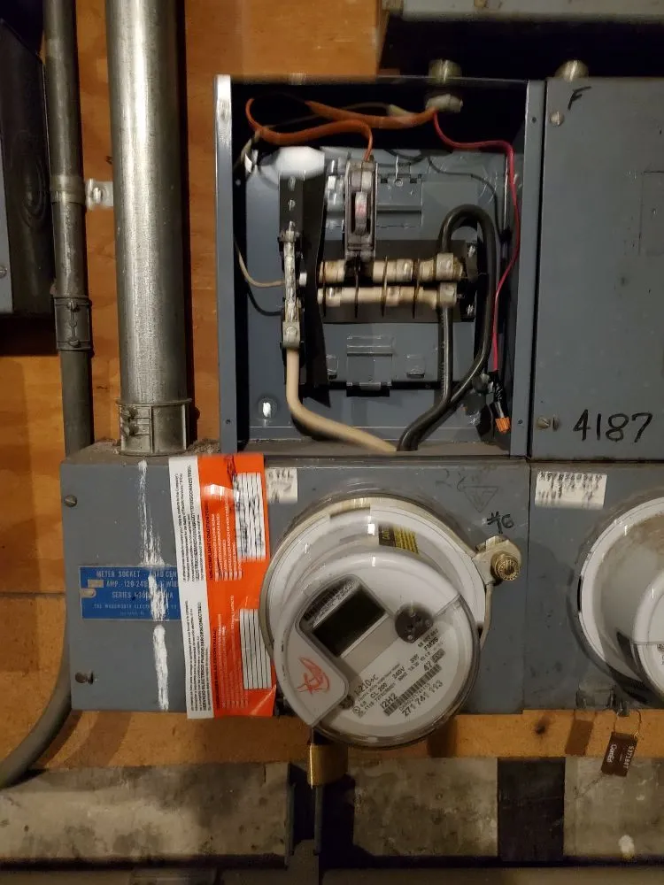 Slide of Vilano Electric