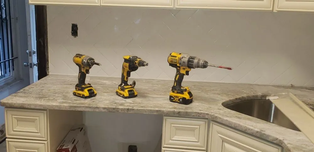 Expert electrical service for homes in emergency electrical service,  by 