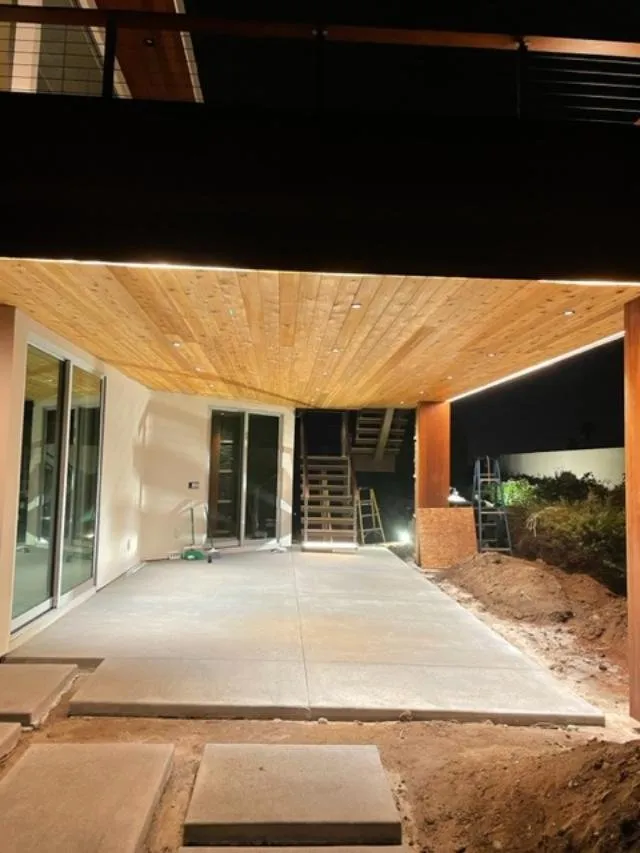 Slide of Villa Electric