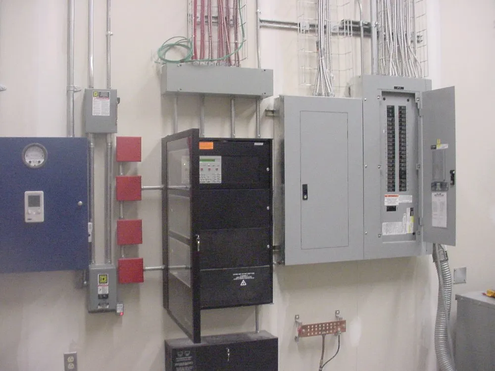 Expert electrical service for homes in emergency electrical service,  by 