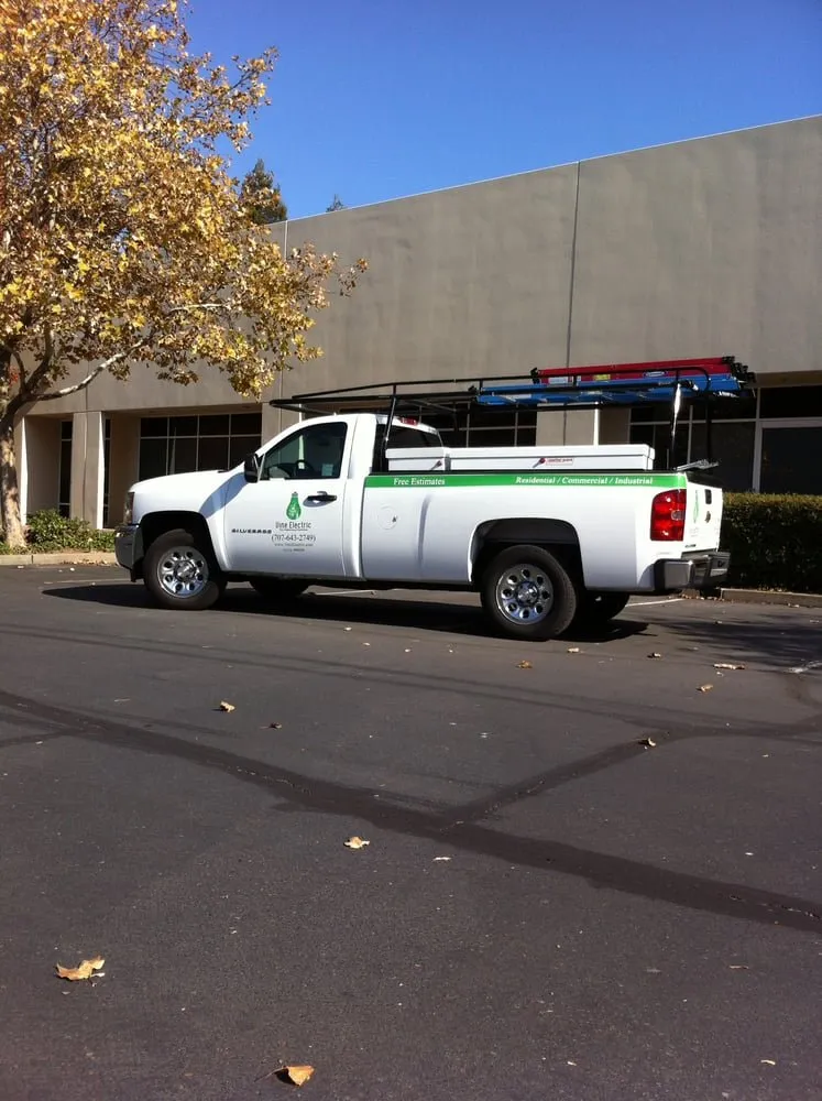 Slide of Vine Electric - Sacramento