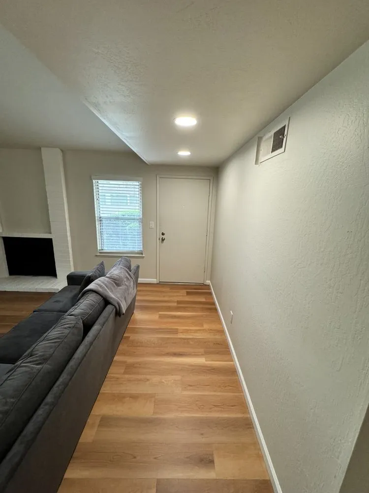 Slide of Viper Electric