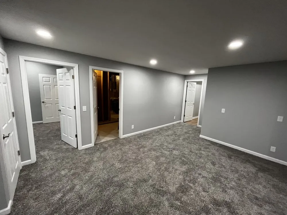 Reliable electrical service for homes in lighting installation, by