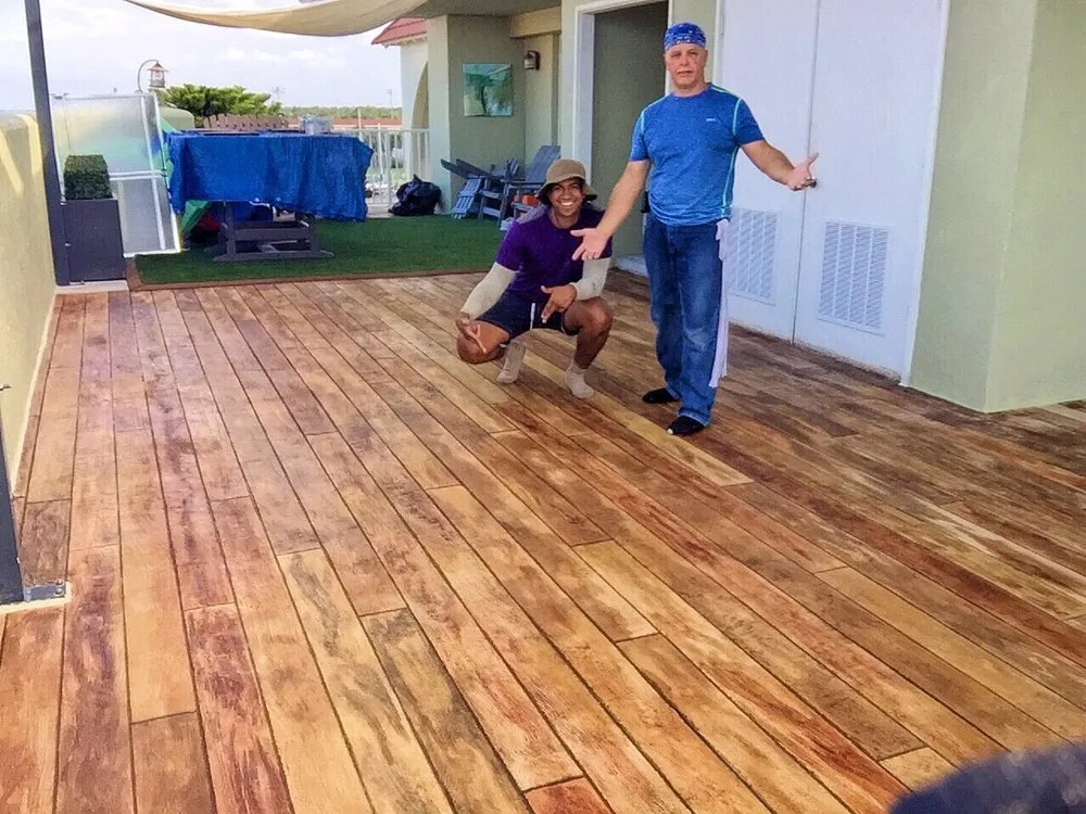 Slide of Visual Artisan