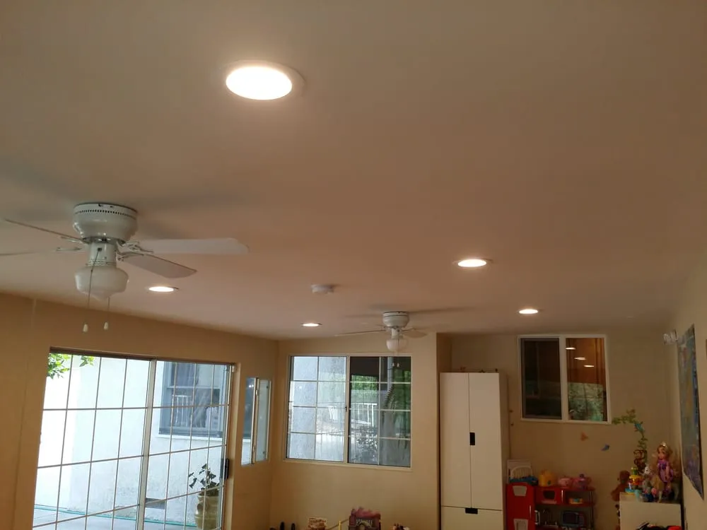 Slide of Vital Power Electric