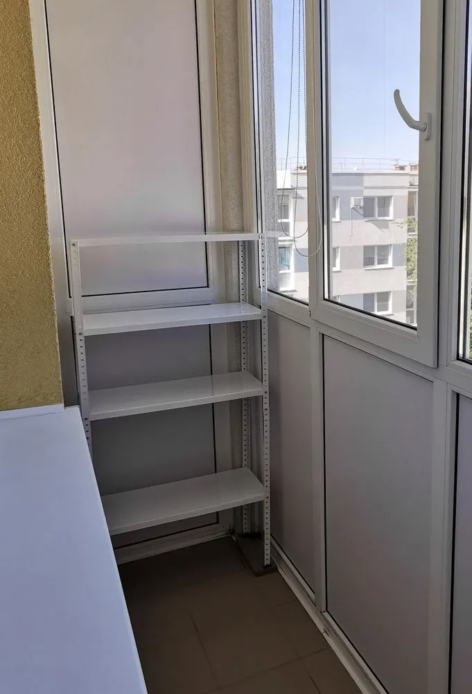 Slide of Vitalii Handyman