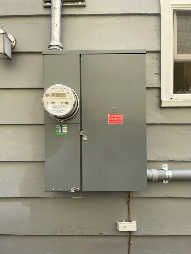 Slide of Viti Electric