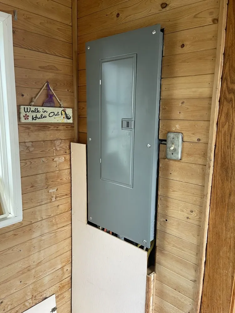 Slide of Viti Electric