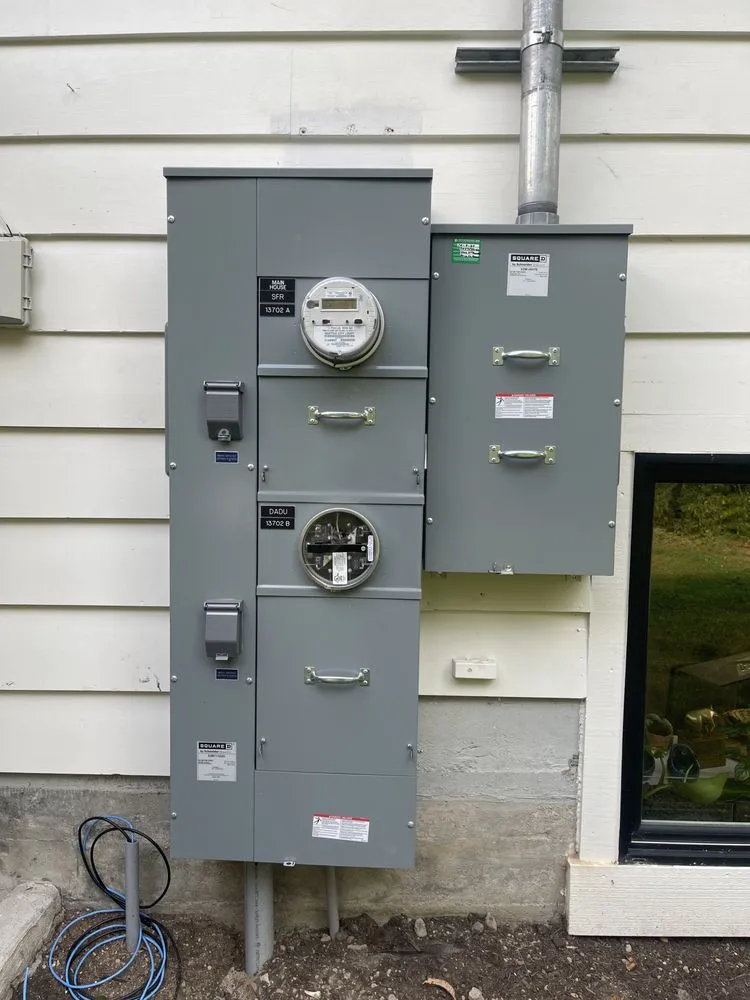 Slide of Viti Electric