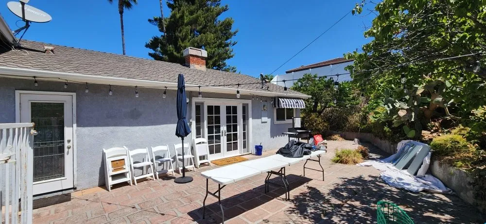 Reliable emergency electrical service in , by Vitor's Handyman