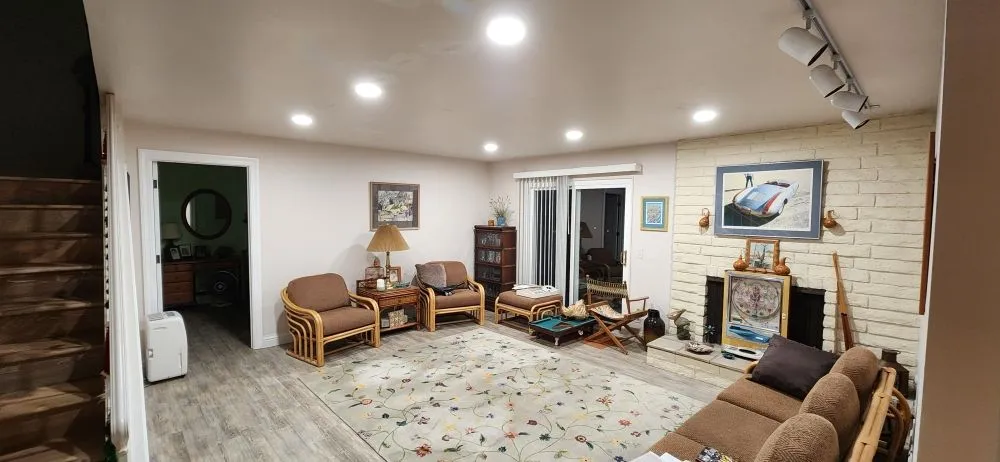 Slide of Vitor's Handyman