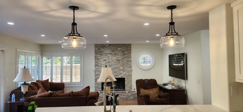 Slide of Vitor's Handyman