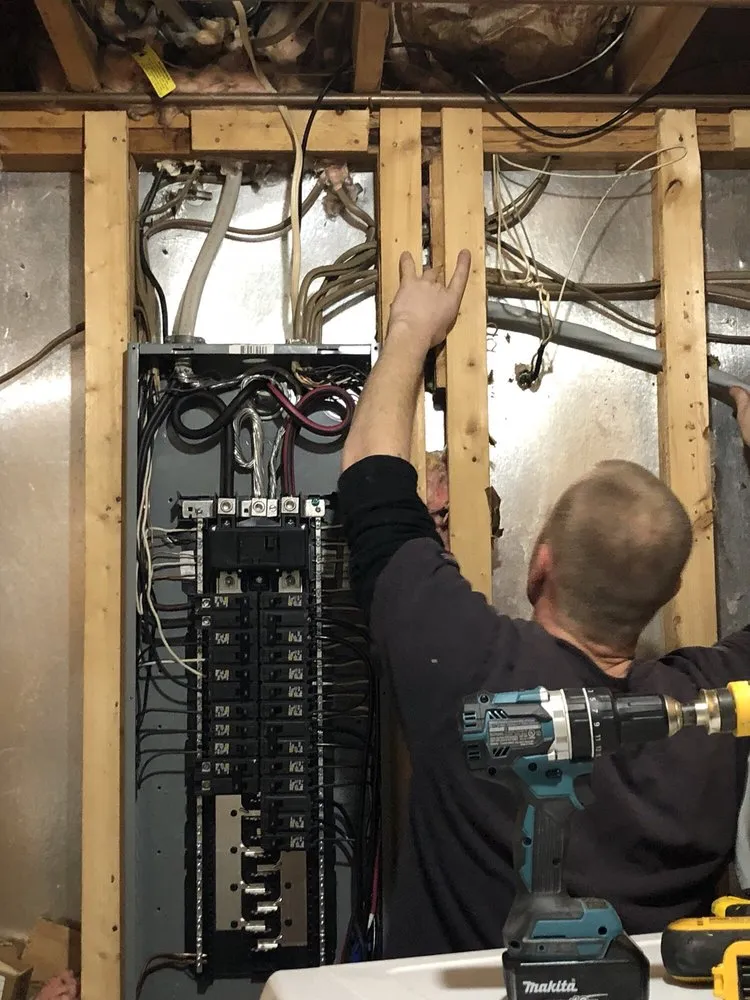 Slide of VIVA Contractor