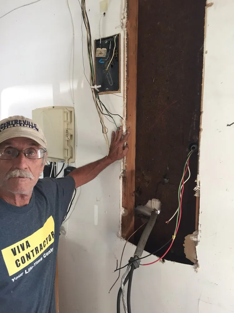 Slide of VIVA Contractor