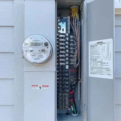 Vivid Emergency Electrician Logo