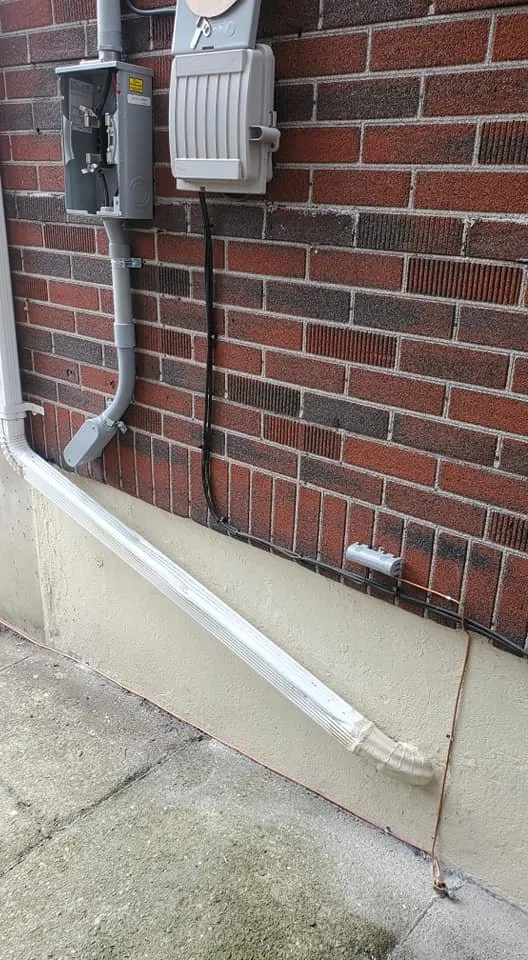 Certified circuit breaker repair experts serving Swoyersville, PA - Vizion Electric
