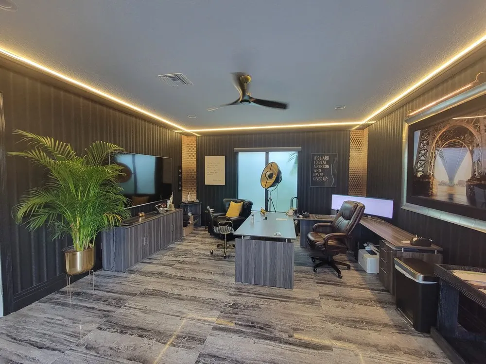 Slide of VNG Electric