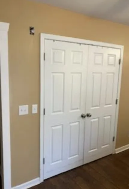 Slide of Vodnik Handyman Services