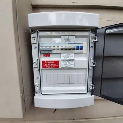 Volcano Electrical Contractors Logo