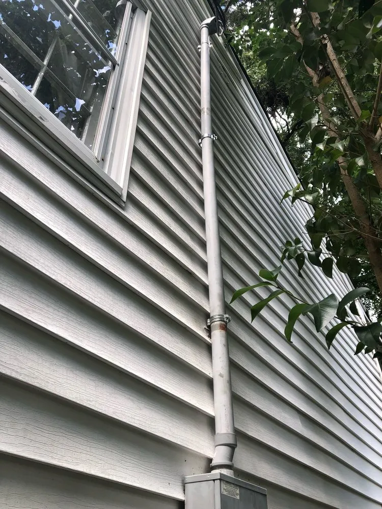 Slide of Volt Doctors