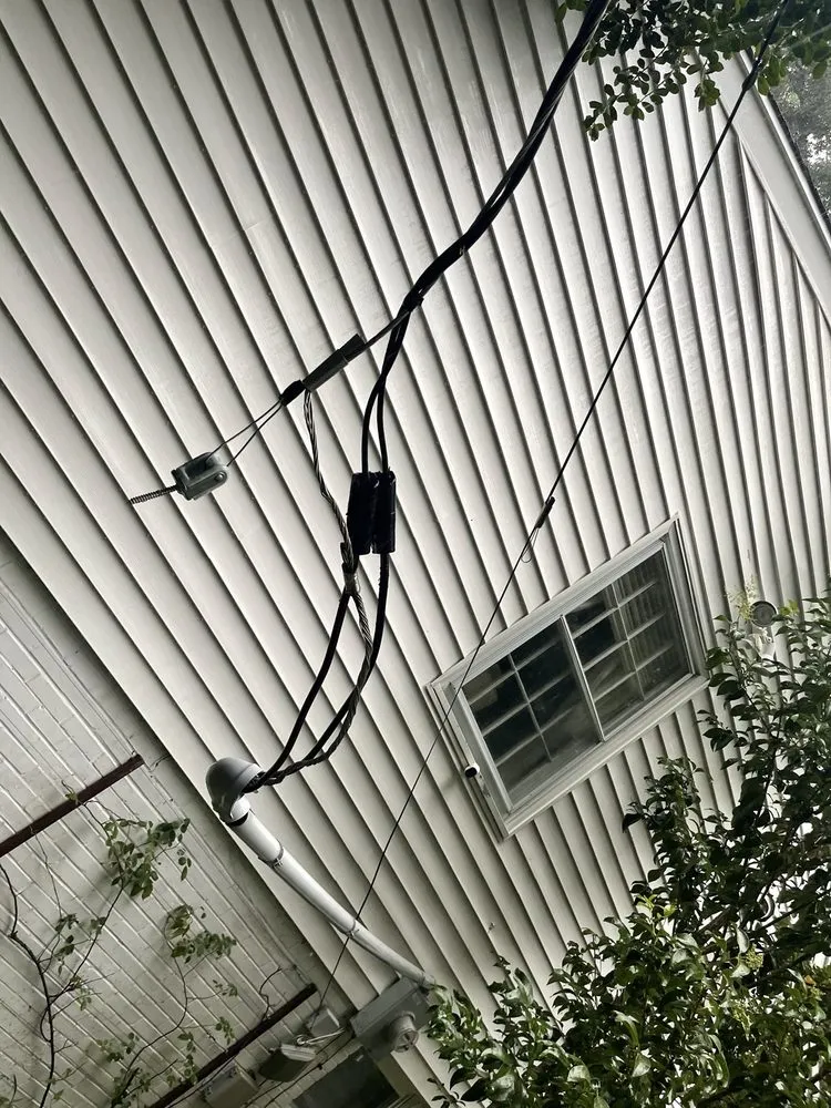 Slide of Volt Doctors