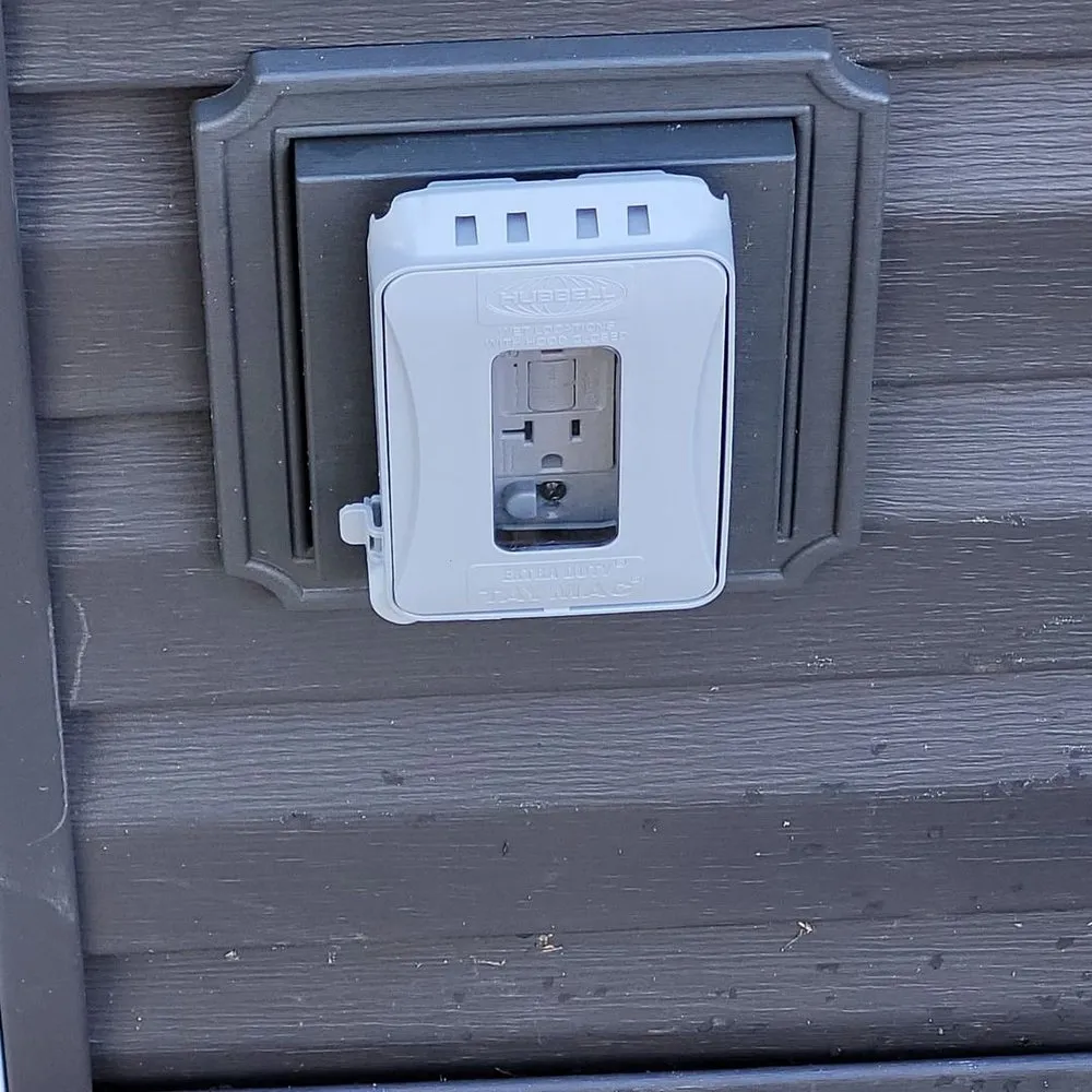 Slide of Volt Emergency Electrician