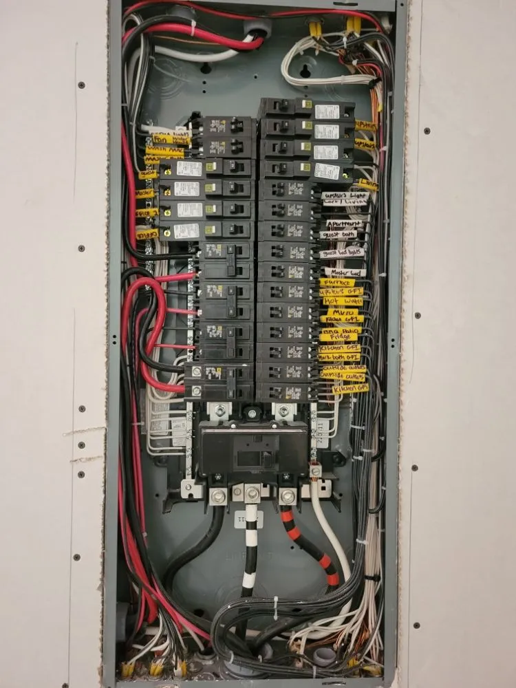 Slide of Volta Nova Electric