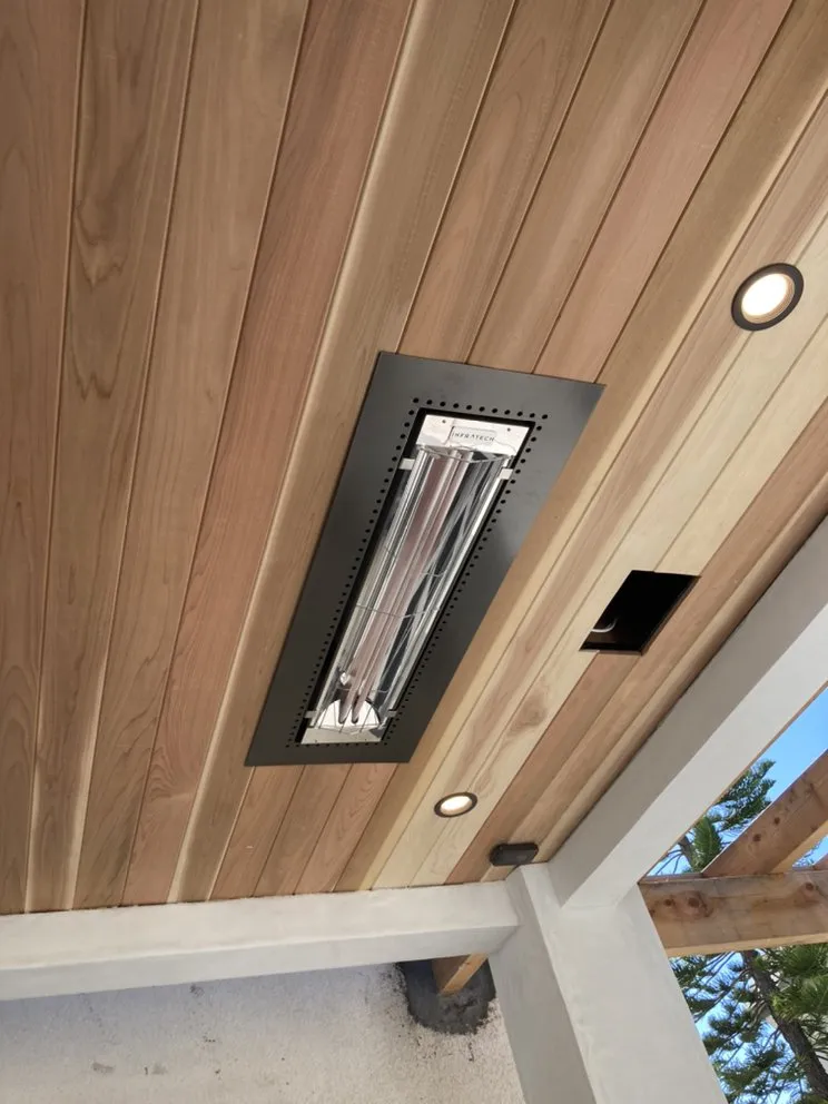 Slide of Voltage Kingz