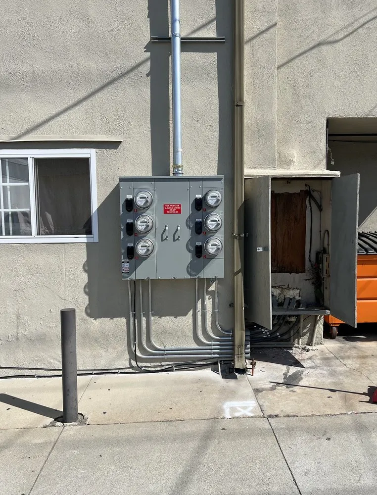 Reliable outlet and switch repair service in Sunland, CA - Voltech Electric