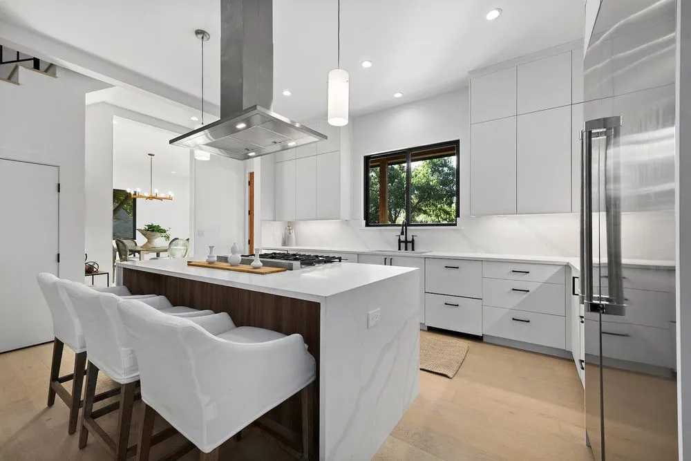 Slide of Volthouse Electric