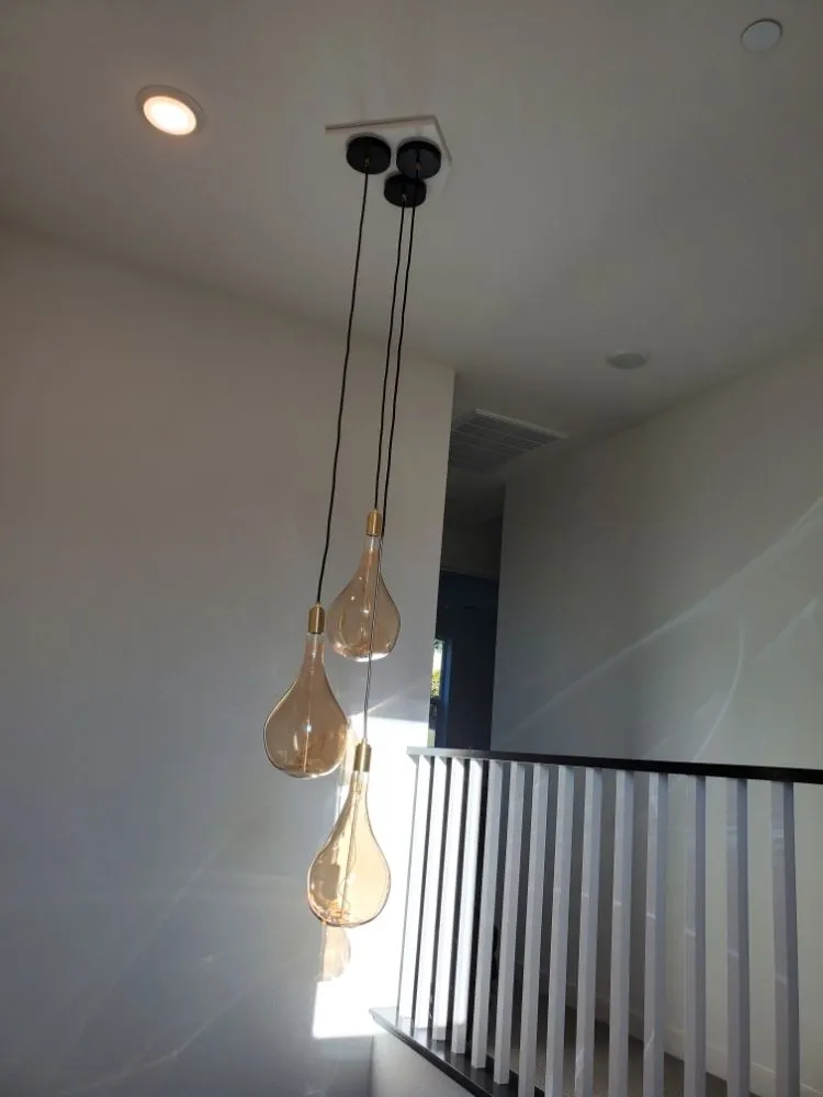 Slide of Voltio Electric