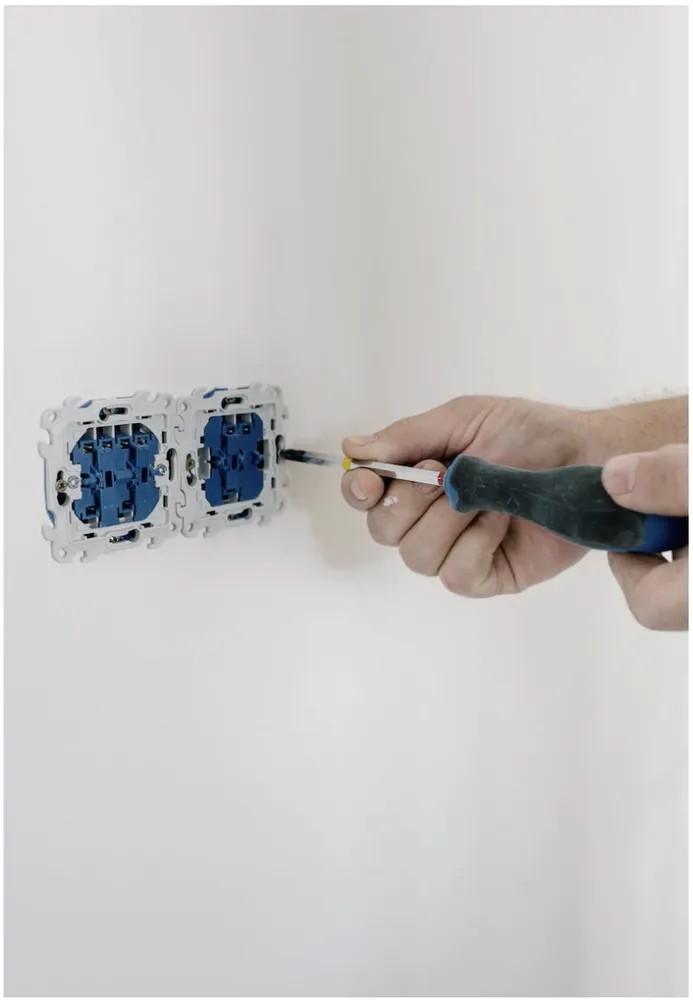 Slide of Voltmen Electric