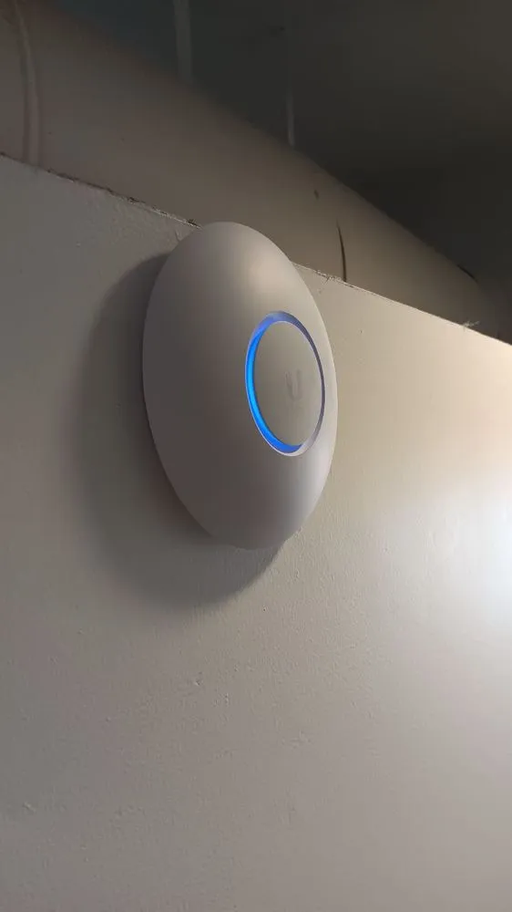 Expert emergency electrical service in ,  by VoltMont