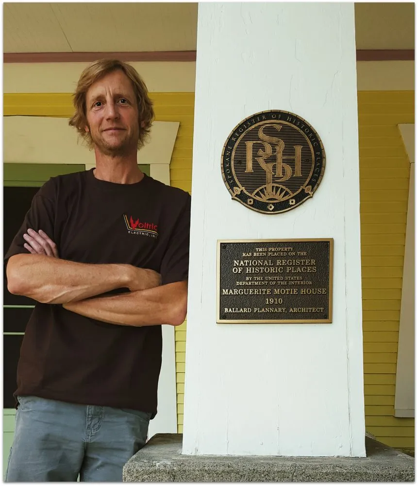 Slide of Voltric Electric