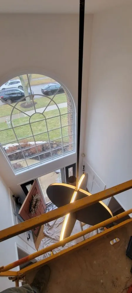 Affordable electrician providing circuit breaker repair in , 