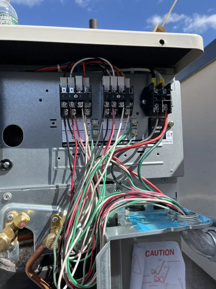 Licensed electrical service for homes in wiring installation, by