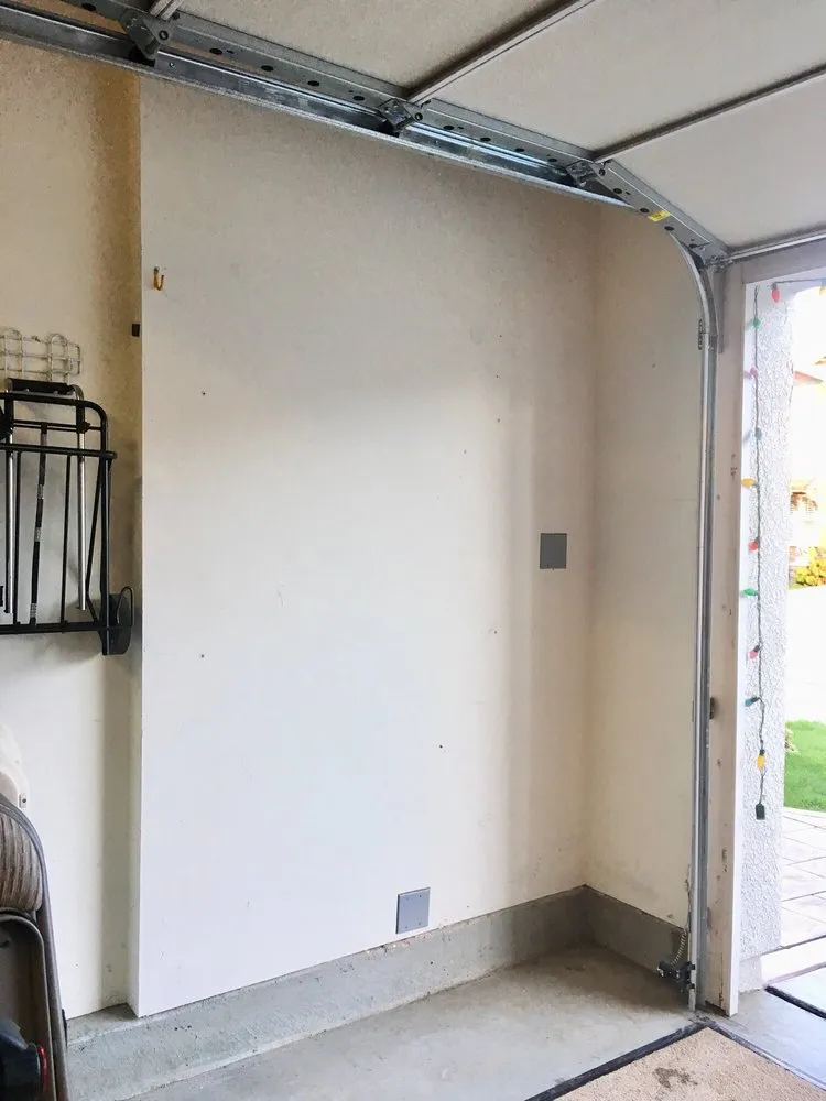 Slide of Voltz Electric