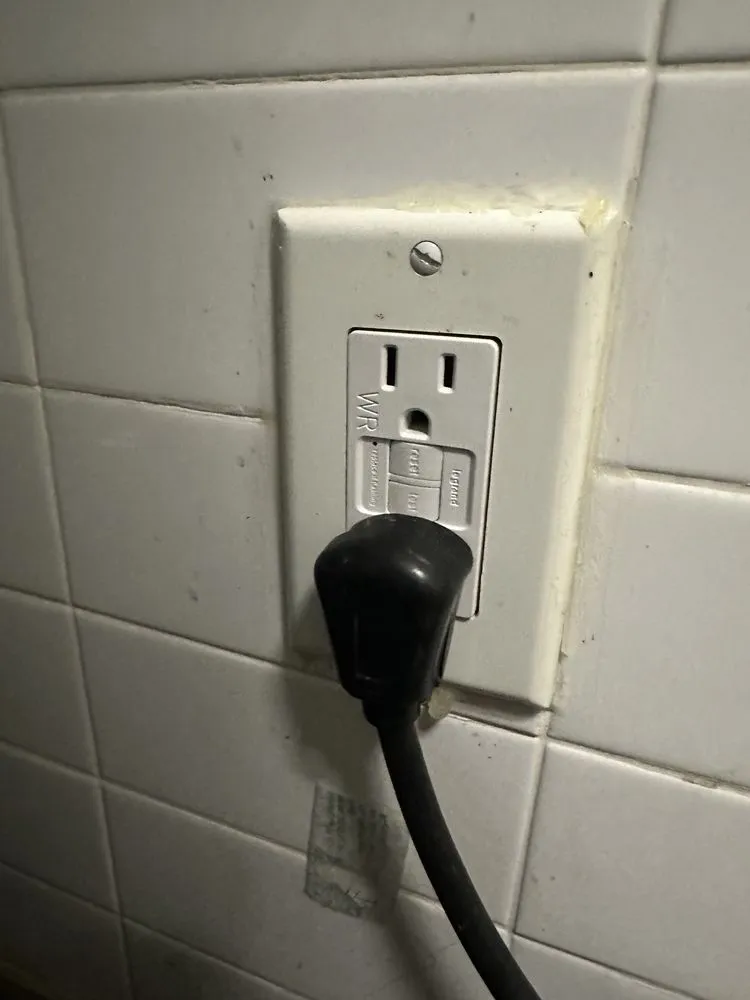 Slide of Voltz Electric