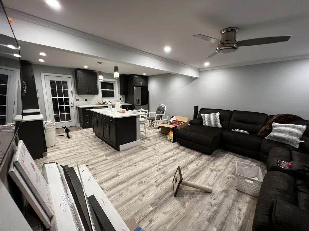 Slide of Vomaz Electric