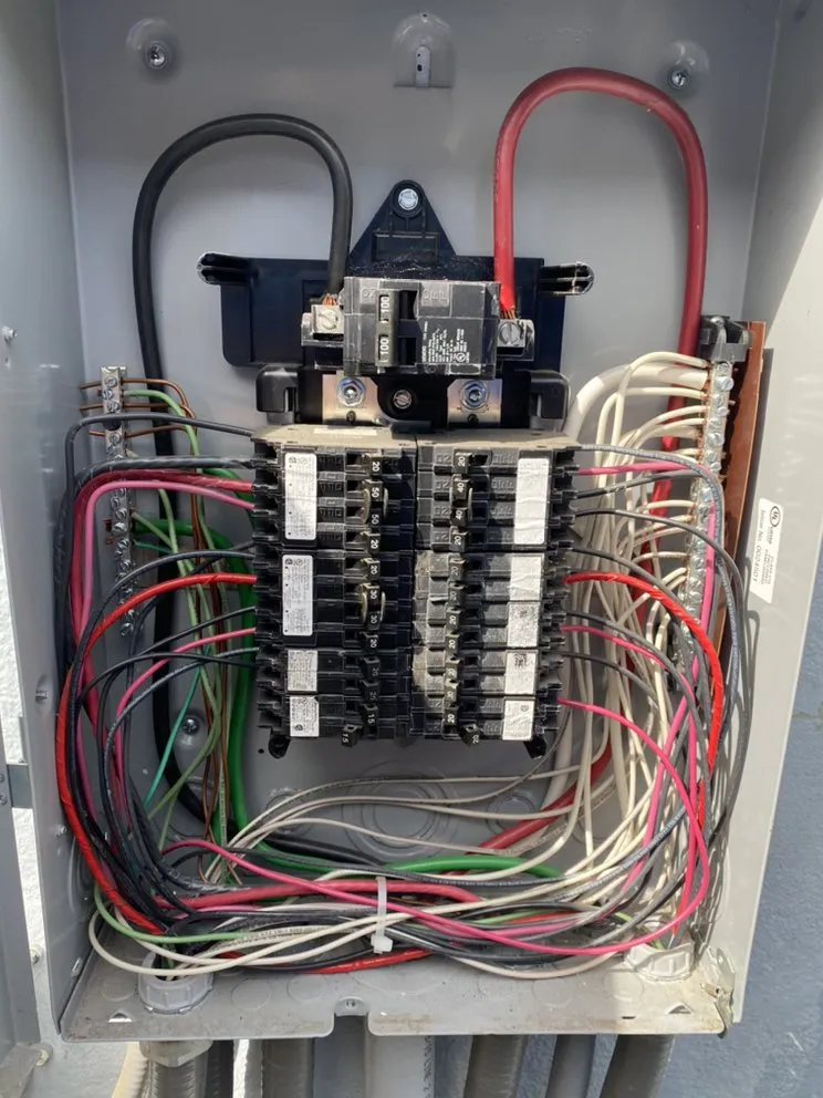 Slide of Vova Electric