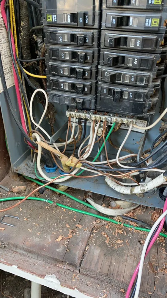 Trusted electrician providing panel upgrade in Redwood City, CA - Vova Electric