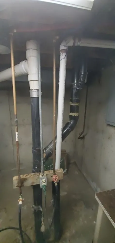 Slide of Voyager Handyman