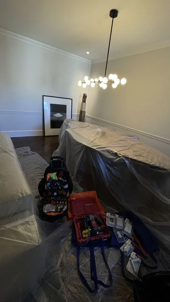 Reliable electrician providing lighting installation in , 